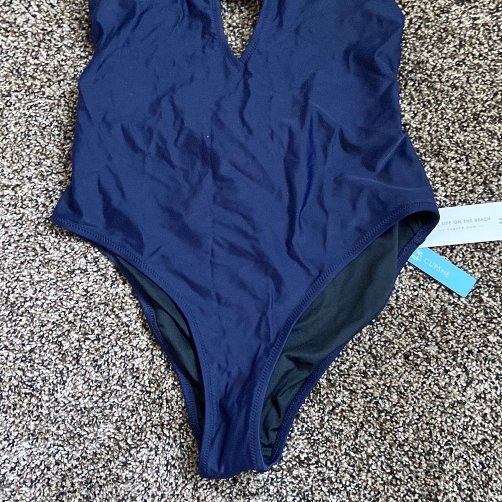 Cupshe Classic Navy One-Piece, NWT - Picture 3 of 6